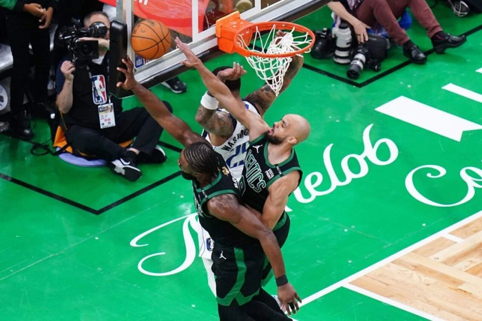 低顺位逆袭成盖帽王者，怀特领跑联盟防守榜单