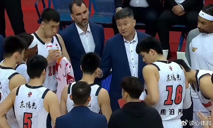 广东宏远客场挑战上海久事 崔永熙麦考尔复出迎