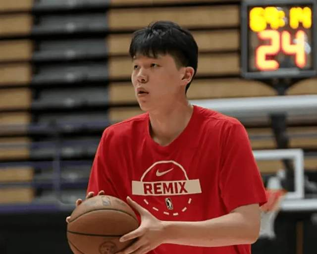 杨瀚森高效输出率队追分 篮板统治力成关键胜负