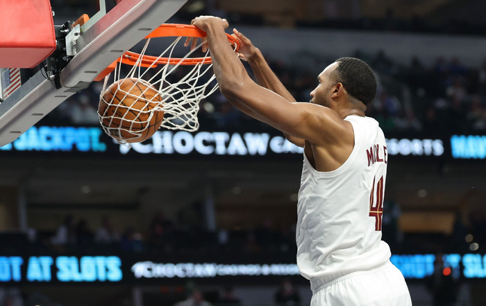 莫布里哈登联手爆发 骑士力克魔术迎连胜